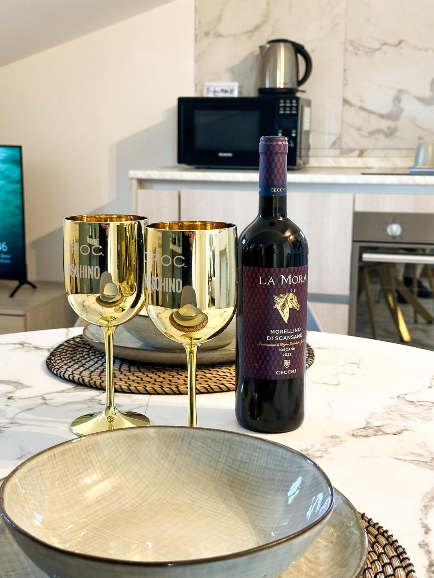 Carolas Luxury House 菲乌米奇诺 外观 照片